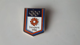 BROCHE JEUX OLYMPIQUES D'HIVER SARAJEVO 1984 - Other & Unclassified