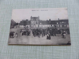 C-5570 , CPA ,Droué, Place Du Marché - Droue