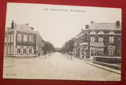 CPA  -  Hazebrouck - Rue Nationale - Hazebrouck