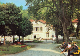 38 ALLEVARD LES BAINS LE CASINO ET LE PARC - Allevard