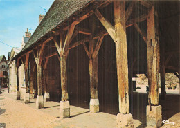 37 LUYNES ANCIENNE HALLE DU XVE SIECLE - Luynes