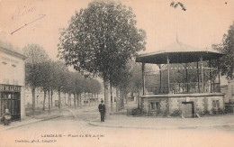 37 LANGEAIS PLACE DU XIV JUILLET - Langeais