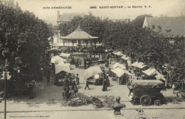 SAINT SERVAN  Le Marché Belle Animation  RV - Saint Servan