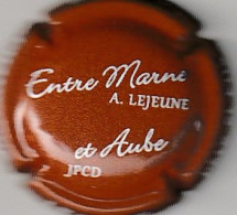 Capsule Champagne LEJEUNE Père & Fils { N°39b ; Entre Marne Et Aube , Marron Et Blanc } {S18-25} - Autres & Non Classés