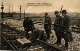 CPA PARIS Greve Des Chemins De Fer. Pont De La Briche (700424) - Streiks