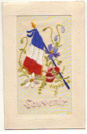 N°23053 - Carte Brodée - Souvenir - Drapeau Français, Et Fleurs - Embroidered