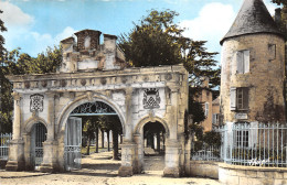 17-SURGERES-N°3865-H/0381 - Surgères