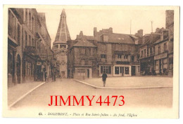 CPA - DOMFRONT - Place Et Rue Saint-Julien - Au Fond L' Eglise - N° 42 - Edit. G. Artaud - Domfront