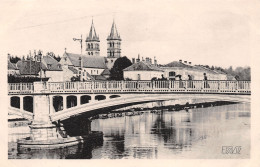 77-MELUN-N°T1140-H/0299 - Melun