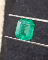 GSI Certified 1.44ct Medium Deep Green Zambian Emerald , Natural Earth Mined Loose Gemstone - Emerald