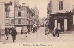 CPA NEUVE 88 EPINAL RUE LEOPOLD BOURG ANIMEE AVEC MILITAIRES ET CAFE - Epinal