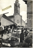 Veneto Treviso Asolo Giorno Di Mercato Veduta Animatissima ( Foto Mazzotti ) - Mercati
