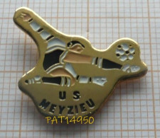 PAT14950 FOOTBALL US MEYZIEU Dpt 69 RHÔNE - Calcio