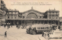 Paris * 10ème * La Gare De L'est Et La Station Du Métro * Place Parvis * Autobus Bus - Paris (10)