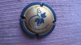 CAPSULE CHAMPAGNE GENERIQUE .Cuivre Et Noir - Autres & Non Classés