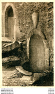 CPA - FALAISE -  FONTAINE D'ARLETTE (IMPECCABLE) - Falaise