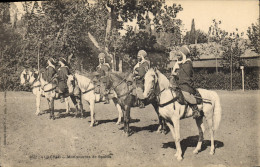 CPA Militaria Algerie Manoeuvres De Spahis - Uniforms