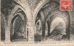 PROVINS : LE CAVEAU DU SAINT ESPRIT - Provins