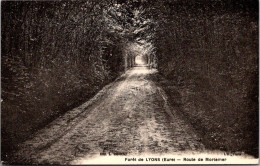 (**30/04/25) 27-CPA LYONS LA FORET - Lyons-la-Forêt
