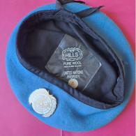 Béret Bleu UN Fabrication New Zealand Avec Insigne - Taille 7 1/4 Environ 57 Cm (usure Du Temps) - Copricapi