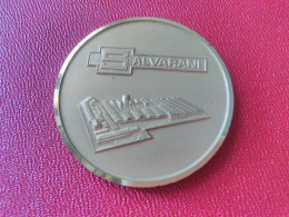 MEDAGLIA IN ARGENTO - CICLISMO - GRUPPO SPORTIVO SALVARANI - CAMPIONE DEL MONDO A SQUADRE 1967 - DIAMETRO CM 4,00X4,00 - Cycling