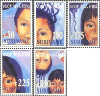 364948 MNH SURINAM 1997 PRO INFANCIA - Surinam