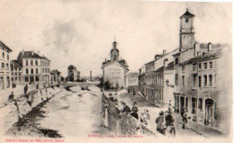 88  CPA  EPINAL A CINQ HEURES DU MATIN - Epinal