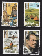 FALKLAND ISLANDS 1981 - PREMIOS DUQUE DE EDIMBURGO  - YVERT Nº  327-330** - HILANDERA - CAMPING - CANOAS - Falkland