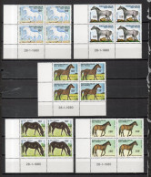 MALI  N° 364 à 368    BLOCS DE QUATRE TIMBRES  NEUFS SANS CHARNIERE  COTE 26.00€  CHEVAL ANIMAUX FAUNE - Mali (1959-...)