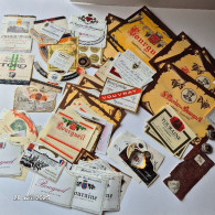 Lot D'étiquettes De Vin  Du Monde Entier De 1961 à 1985, Avec Le GSPR, L'argentine, 11e Régiment Du Génie - Collections & Sets