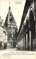 CPA Eure Et Loir Historique Dreux Les Halles Et L'Hotel De Ville - Dreux