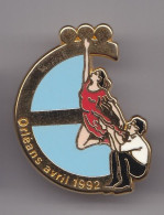Pin's Tirage Limité à 1000 Exemplaires  Orléans Avril 1992  Gym Dpt 45 Réf 7392JL - Ginnastica