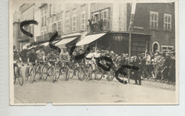 63 - ISSOIRE - Course Cycliste -  Coureurs  -  Année 30 - Issoire