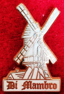 SUPER PIN'S En ZAMAC Base OR : "LE MOULIN DI MEMBRO", Format 2X2cm - Ciudades