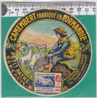 D846 FROMAGE CAMEMBERT PETIT PATRE SURCHOIX BOUDET  CAUMONT SUR ORNE CALVADOS MOUTONS VACHES - Quesos