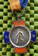 Medaille:  N.U.W. Avondvierdaagshe + 1946 -Avondvierdaagse / The Netherlands / Pays-Bas - Other & Unclassified