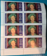 8 / BOGEN / BLOCKMARKEN / 85TH YEAR H.R.H. THE QUEEN MOTHER - Tanzanie (1964-...)