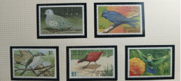 1990  Grenadines Of St. Vincent Mi# 728-37. "Birds" MNH** - Collections, Lots & Séries