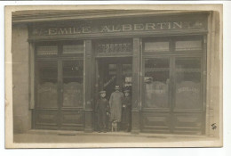 BOURG EN BRESSE. CARTE PHOTO. Négociant En Tissus Lingerie Emile ALBERTIN 4 Rue Gambetta - Sonstige & Ohne Zuordnung