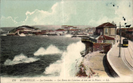 Marseille - La Corniche - Les Bains Des Catalas Et Vue Sur Le Pharo - CPA - Endoume, Roucas, Corniche, Strände