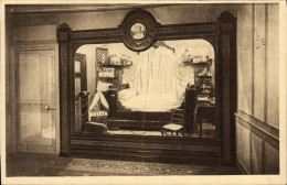CPA Lisieux Aux Buissonnets La Vitrine Des Souvenirs - Lisieux