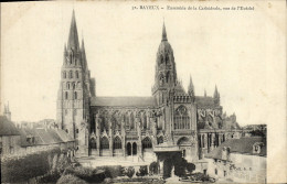 CPA Bayeux Ensemble De Le Cathedrale Vue De L'eveche - Bayeux