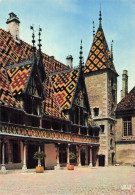 21 BEAUNE HOSTEL DIEU LA COUR D HONNEUR ET LA TOUR - Beaune