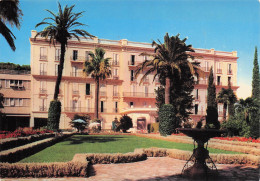 83 HYERES LES PALMIERS CENTRE MEDICAL M.G.E.N - Altri & Non Classificati