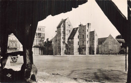 14 DIVES SUR MER L ABBAYE VUE DES HALLES - Dives