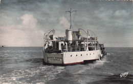 17 ILE DE RE LE GUSTAVE PERREAU - Ile De Ré