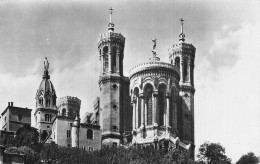 69 LYON LES TOURS DE LA BASILIQUE NOTRE DAME DE FOURVIERE - Sonstige & Ohne Zuordnung