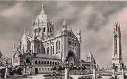 14 LISIEUX LA BASILIQUE DE LISIEUX - Lisieux