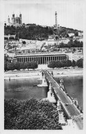 69 LYON PONT DU PALAIS DE JUSTICE SUR LA SAONE ET COLLINE DE - Sonstige & Ohne Zuordnung