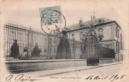 10 TROYES GRILLE DE L HOTEL DIEU - Troyes